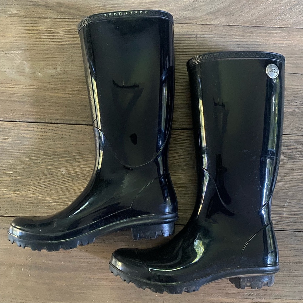 Ugg Women’s Shayne Black rubber Rain Boots
